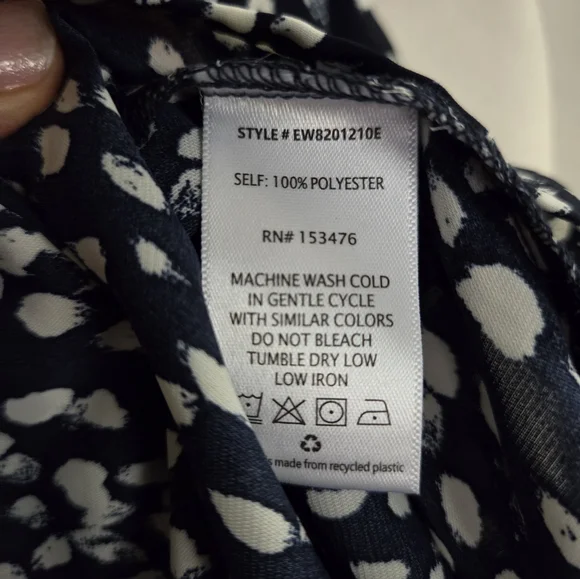 Evereve - Long Sleeve Top - Size XL - Picture 13 of 13